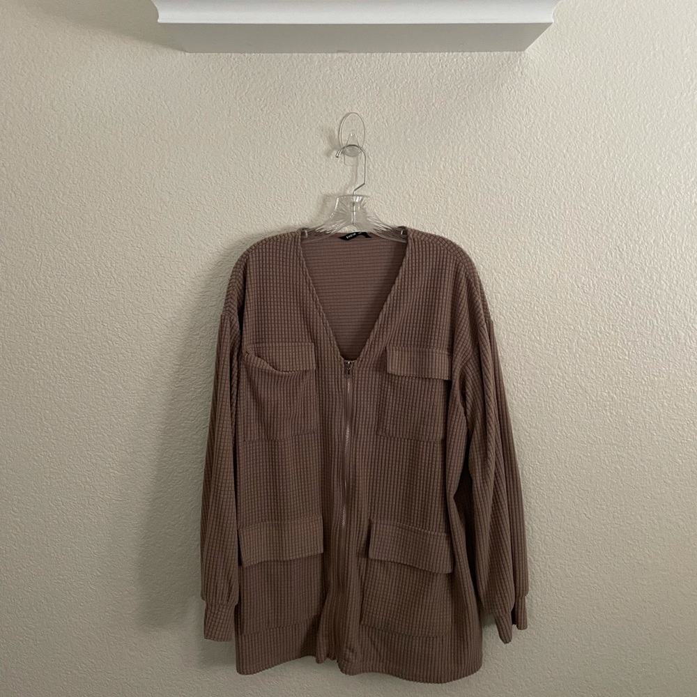 Oversized zipped up jacket